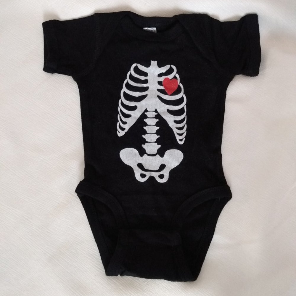 Halloween new born onepiece bodysuit NWOT